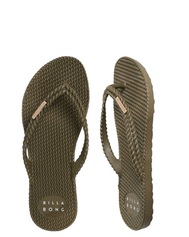 KICK BACK THONG - SOLID