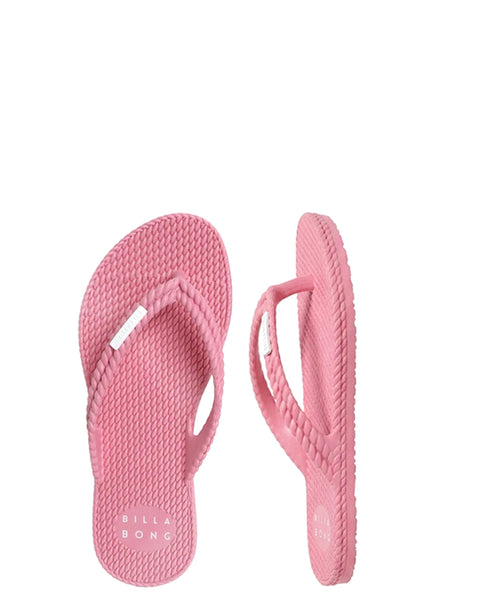 KICKS THONG