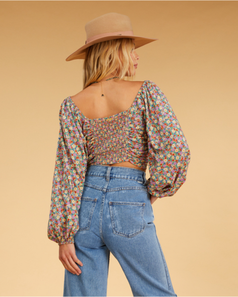 FREE LOVE TOP