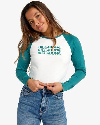 BEACH CLUB RAGLAN
